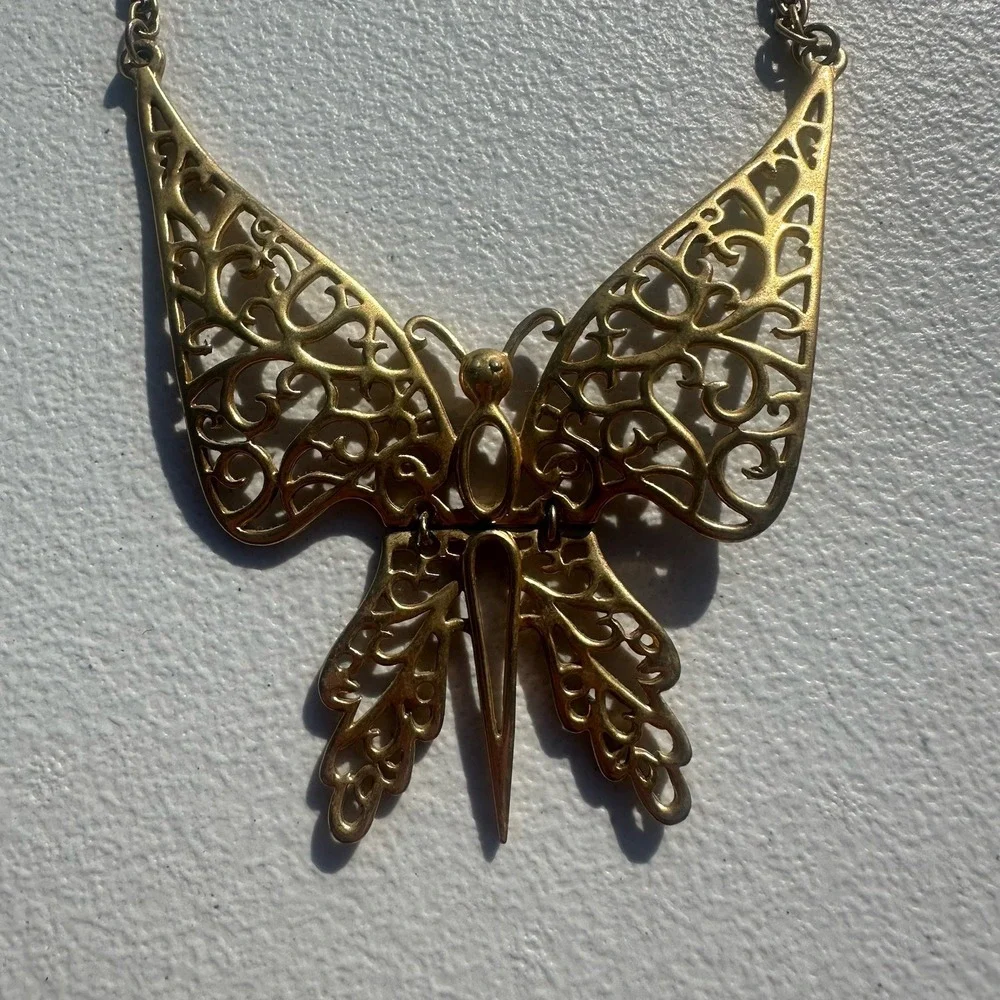 Vintage Large Articulated Gold‎ tone Butterfly Pendant Necklace Hippie Boho